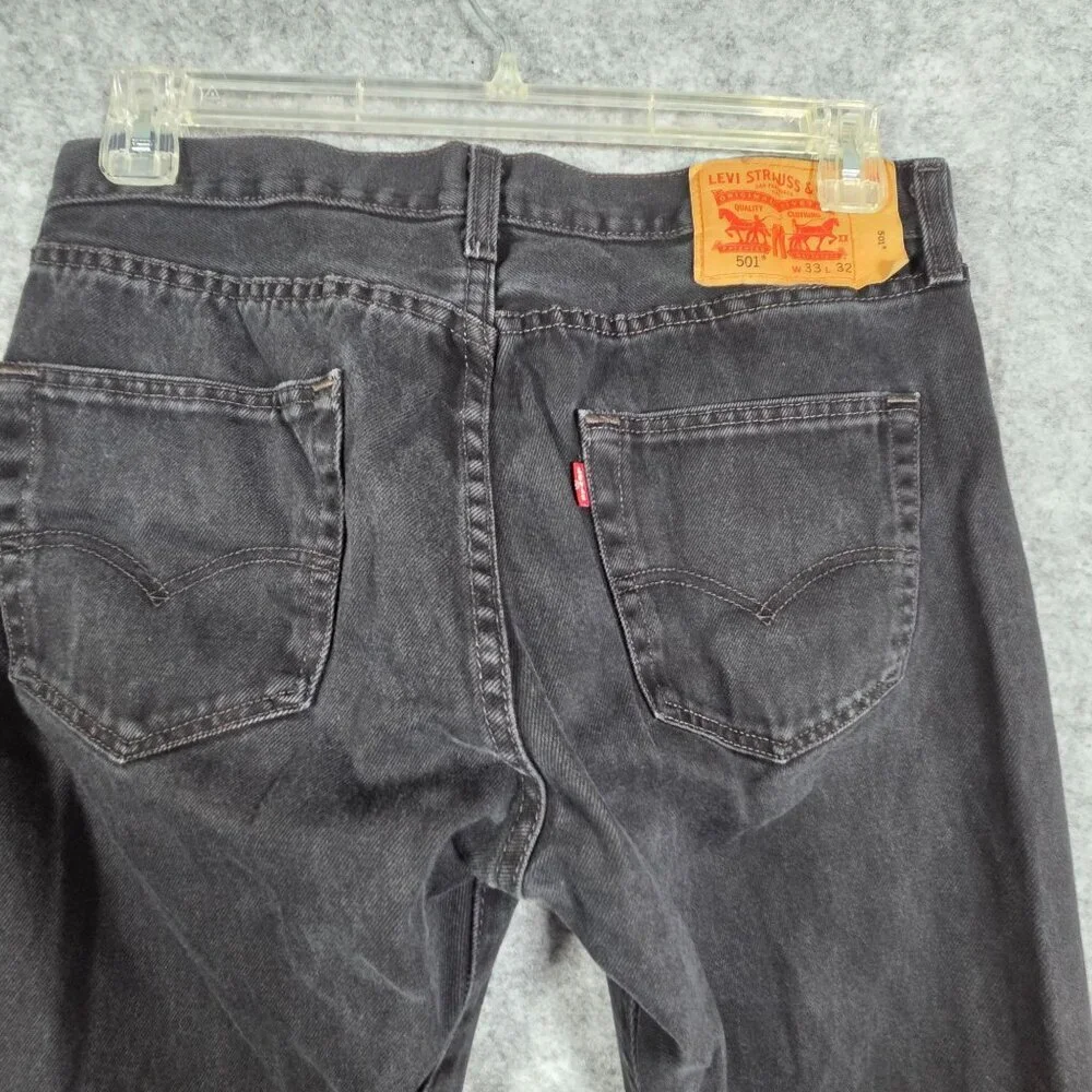 Levi's Men's Button Fly Denim Jeans Black Straight Leg Size 33x32 Classic